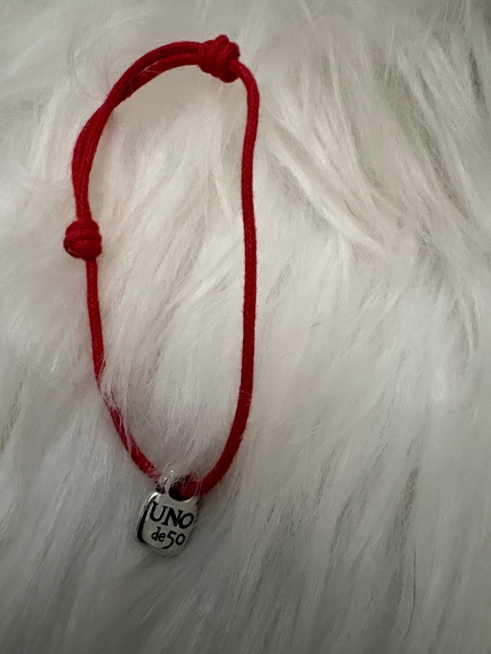 UNO de 50 Red Cord Bracelet with Silver Logo Charm